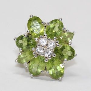 Sterling Silver Green Peridot & Topaz Cocktail Ring - size 8.5